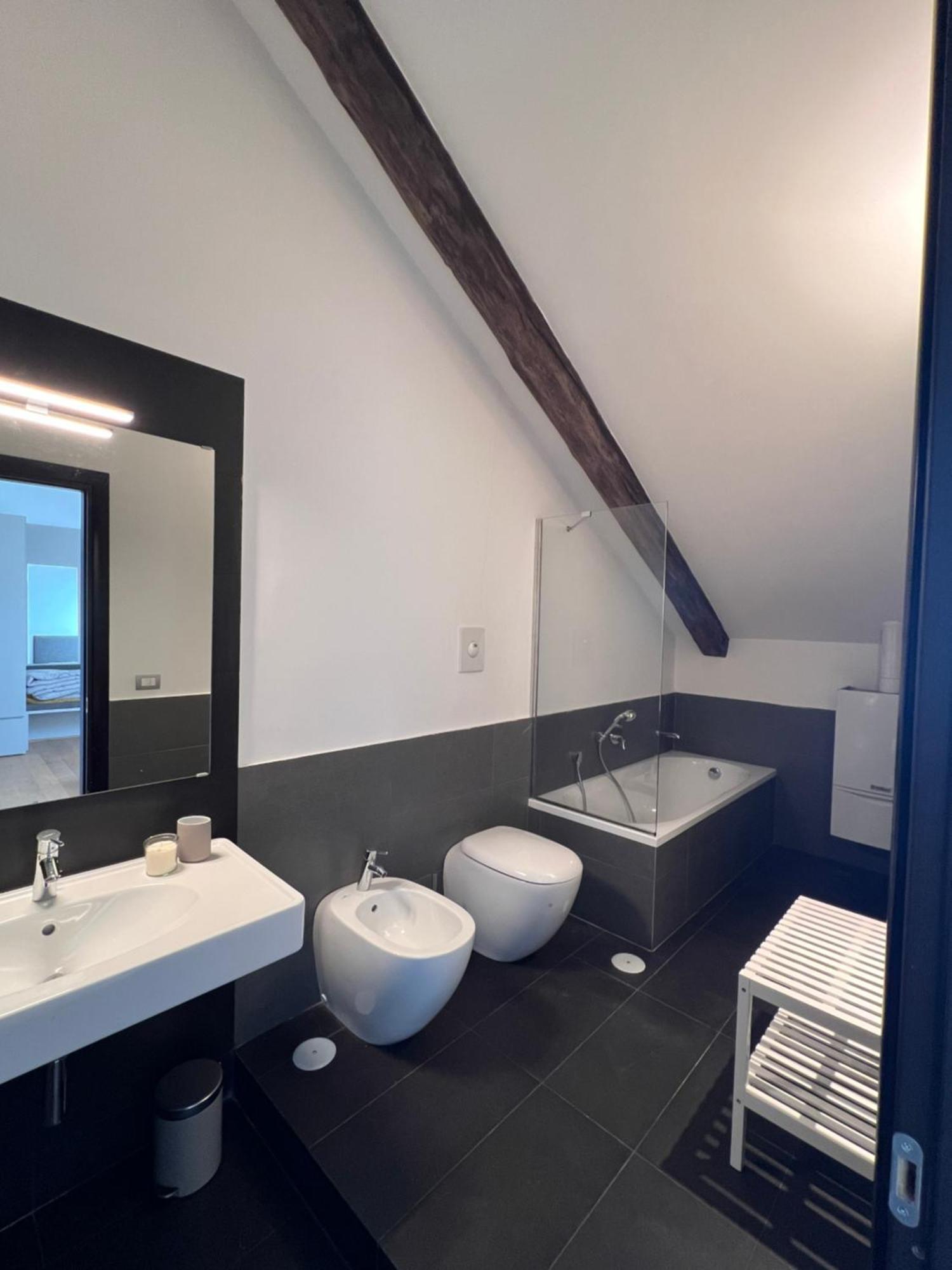 Unonoveuno Luxury Apartment Neapol Zewnętrze zdjęcie