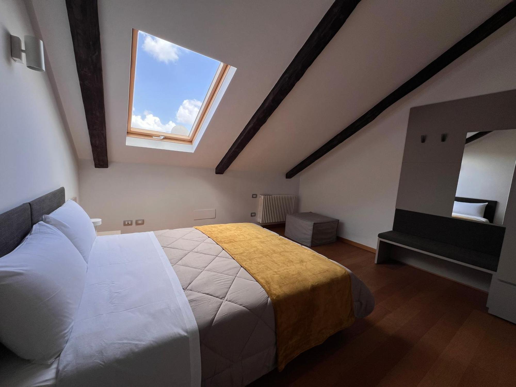 Unonoveuno Luxury Apartment Neapol Zewnętrze zdjęcie